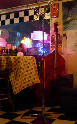 �I�[�_�[���C�h�R�[�g�n���K�[